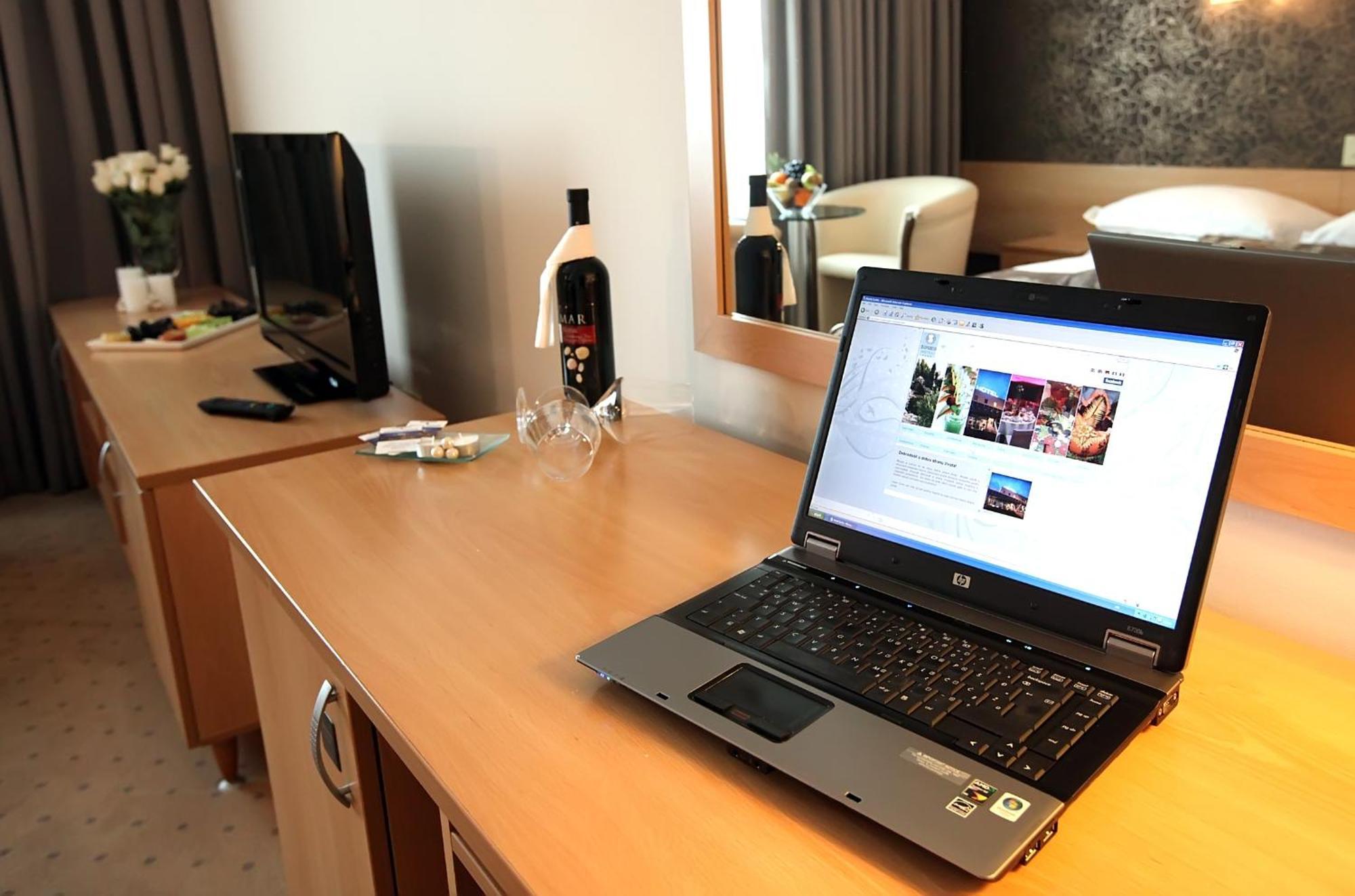 Hotel Zovko Zagreb سيسفيت المظهر الخارجي الصورة